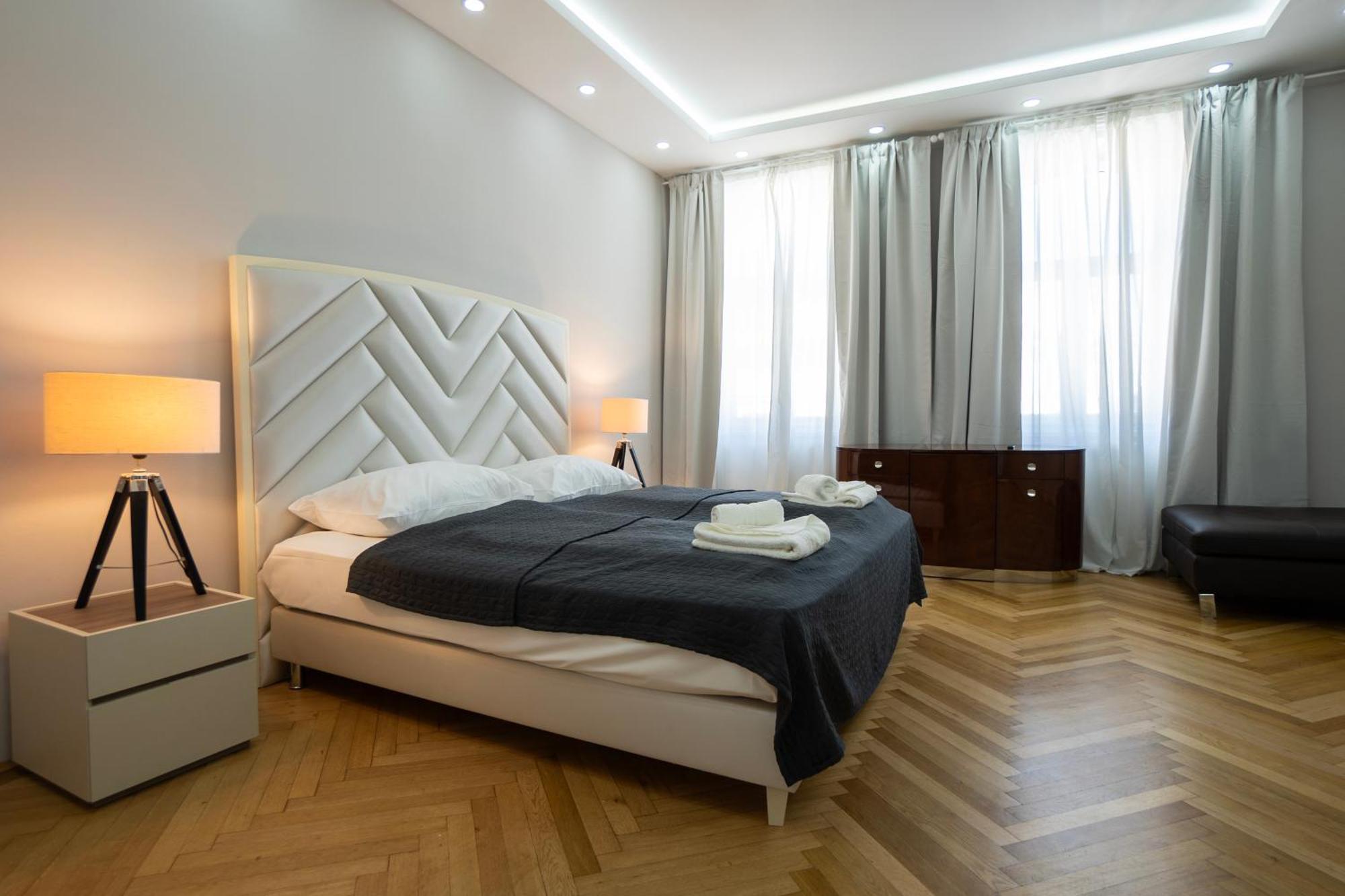 Charming 2-Room Apartment With Balcony, 15 Min To Center เวียนนา ภายนอก รูปภาพ